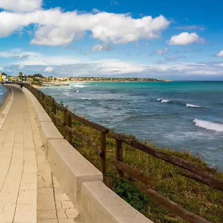 Attico Vista Mare - Affittimoderni Daire *